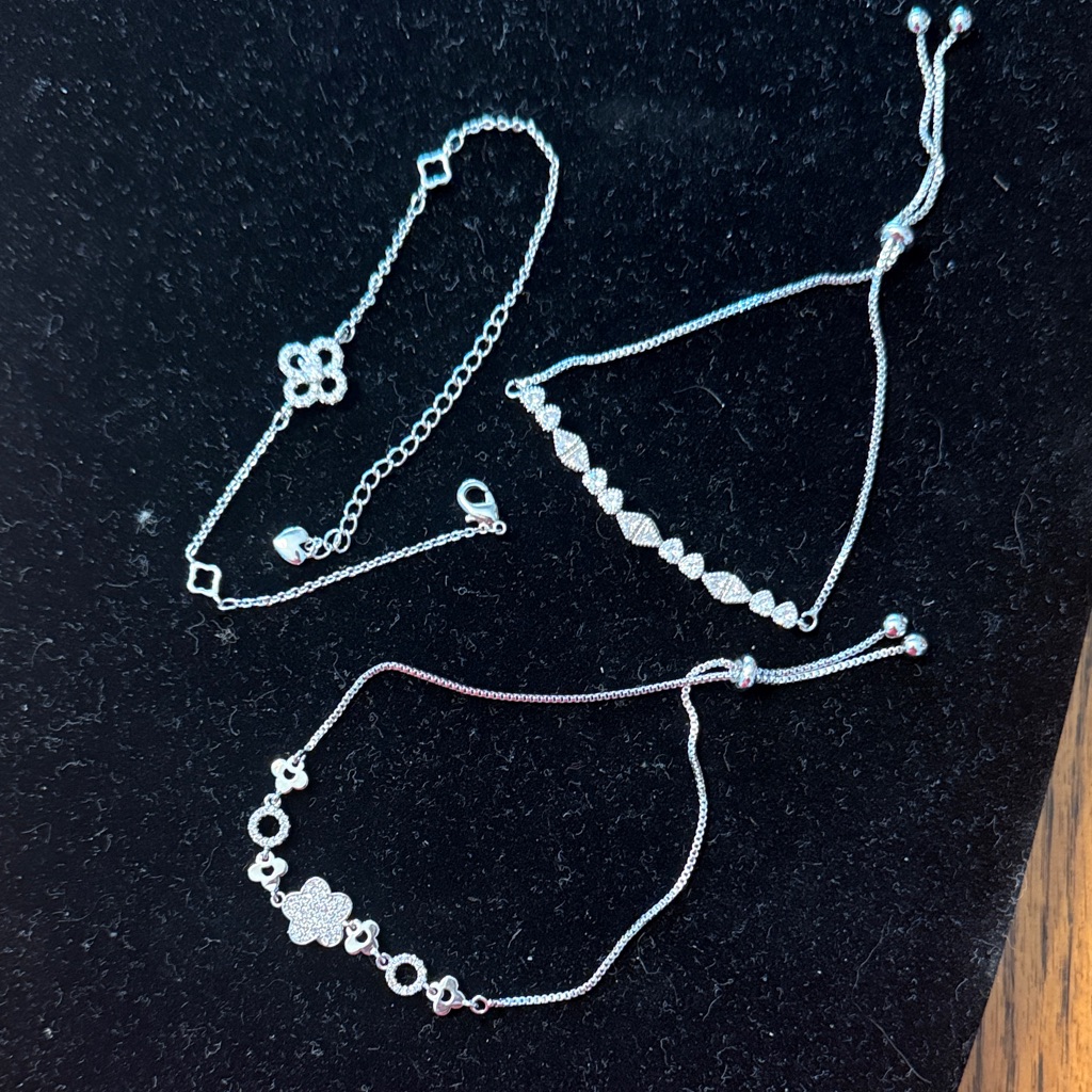 18 Kt White Gold Plated Bracelet Set